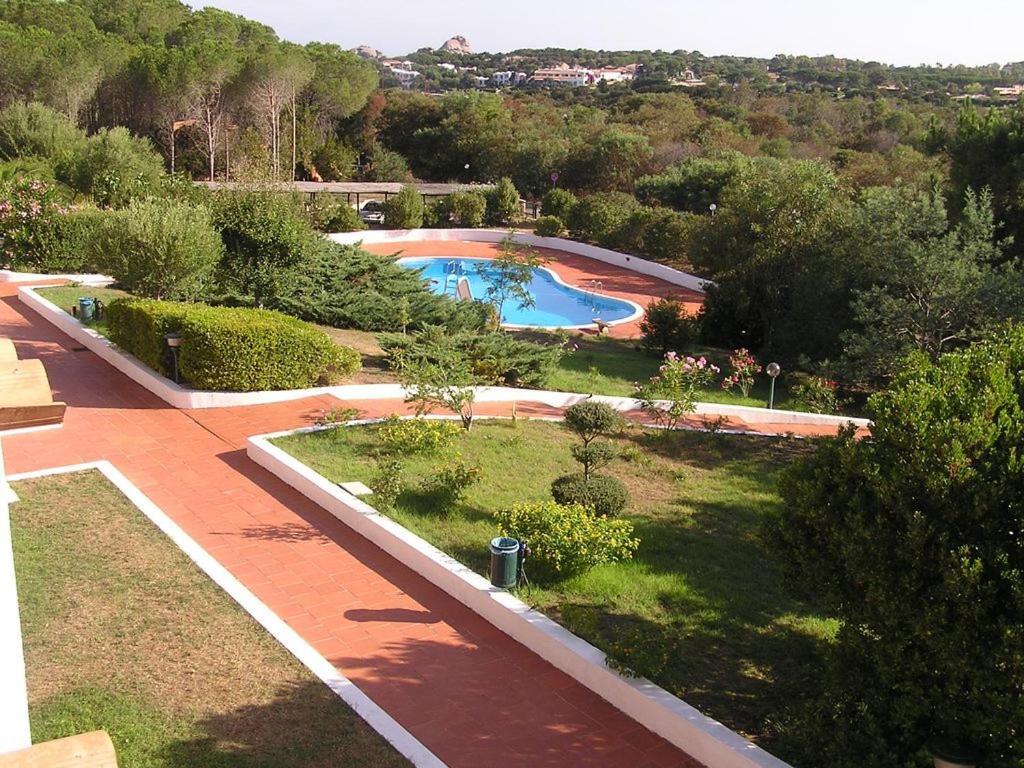 Residence Pinnetta Cala Bitta Baja Sardinia Exterior photo